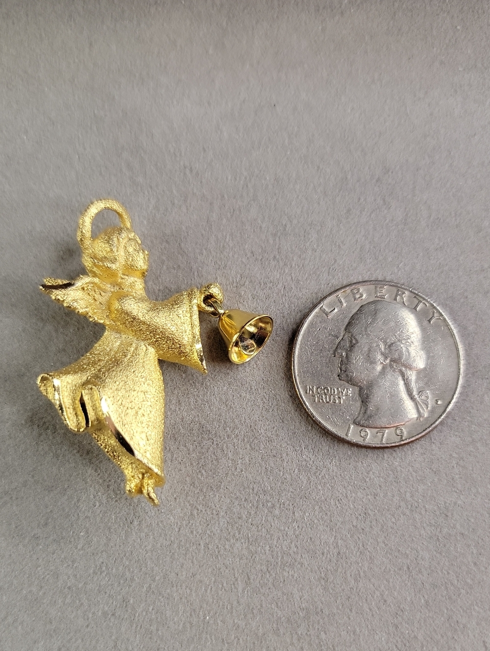 NWOT Vintage Roman Inc Christmas Angel with Dangling Bell Brooch